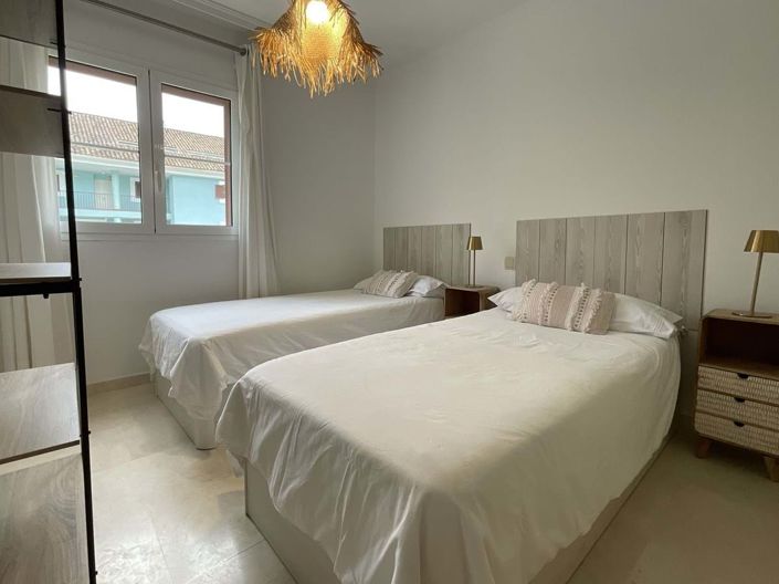 Image No.23-3 Bed Apartment for sale