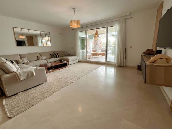 Image No.3-3 Bed Apartment for sale