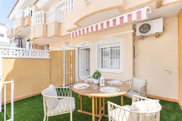 Image No.3-2 Bed Townhouse for sale