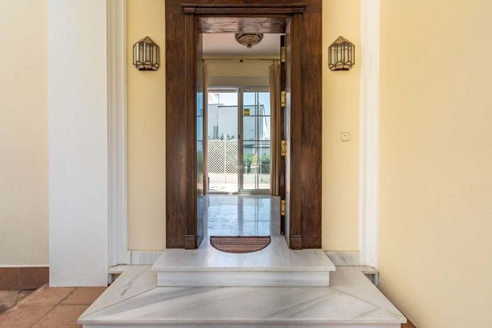 Image No.16-5 Bed Villa for sale