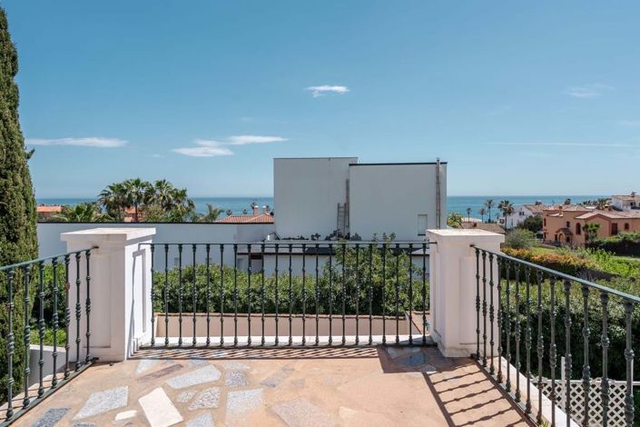 Image No.27-5 Bed Villa for sale