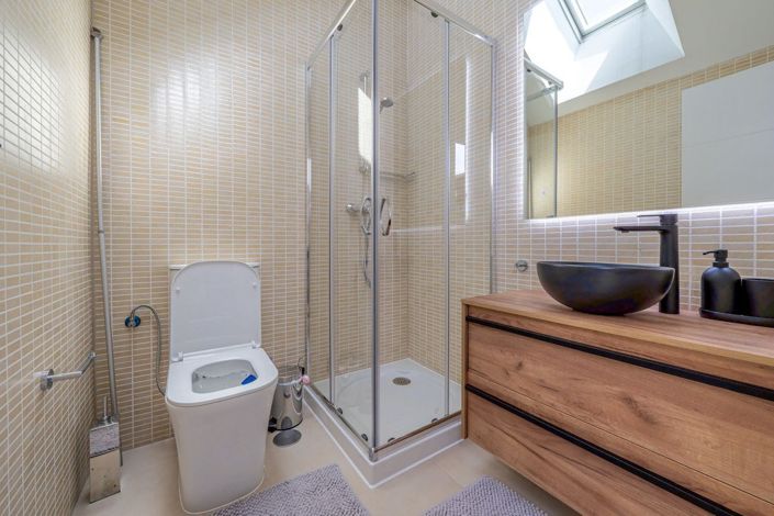 Image No.18-3 Bed Penthouse for sale