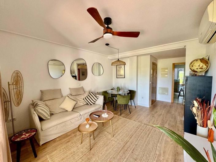 Image No.10-2 Bed Apartment for sale