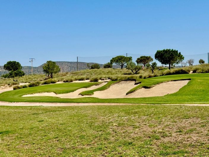 Image No.20-2 Bed Apartment for sale