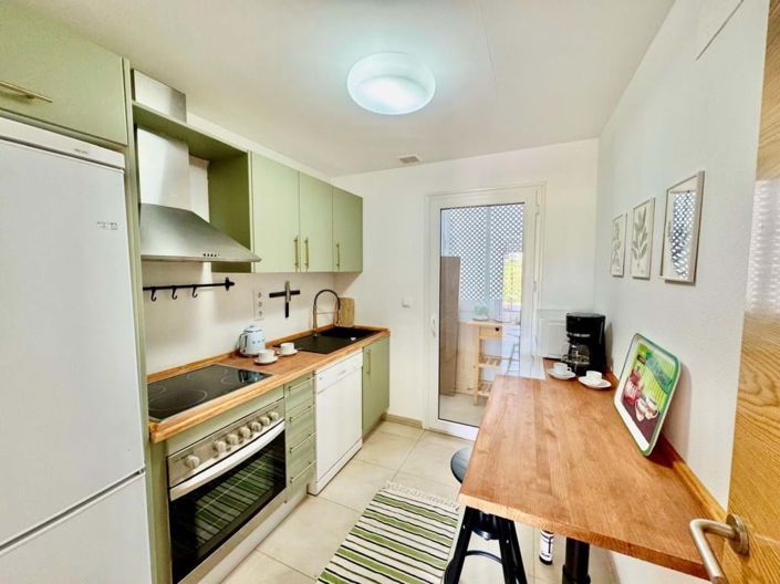 Image No.30-2 Bed Apartment for sale