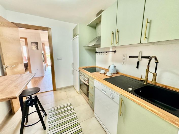 Image No.31-2 Bed Apartment for sale