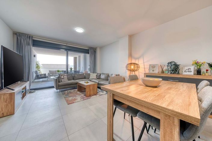 Image No.5-2 Bed Apartment for sale