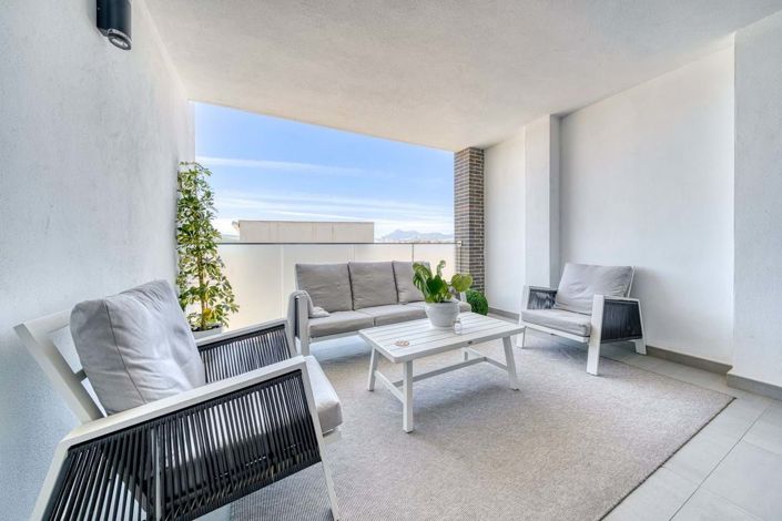 Image No.8-2 Bed Apartment for sale