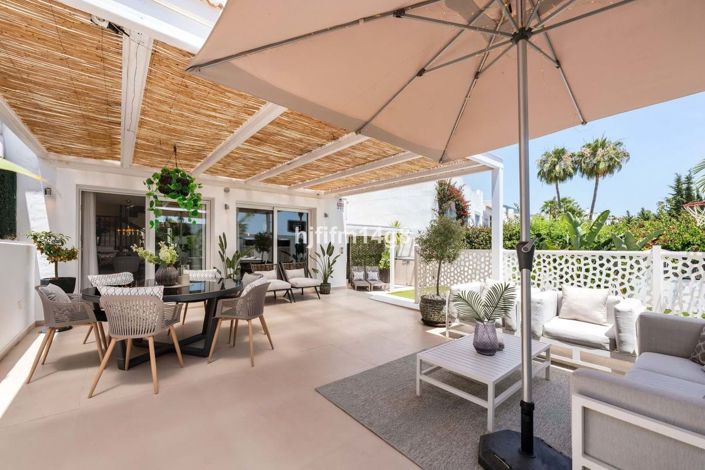 Image No.1-3 Bed Townhouse for sale