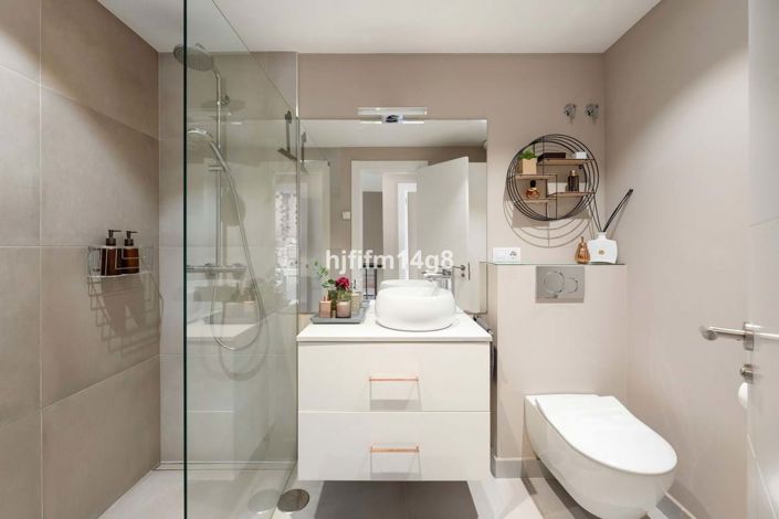 Image No.12-3 Bed Townhouse for sale