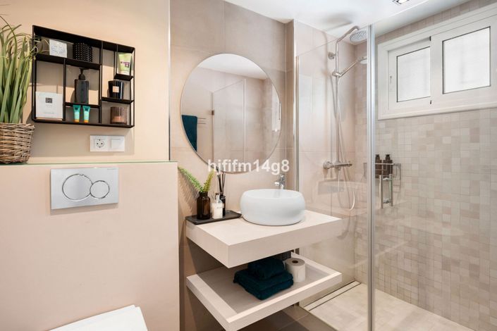 Image No.16-3 Bed Townhouse for sale