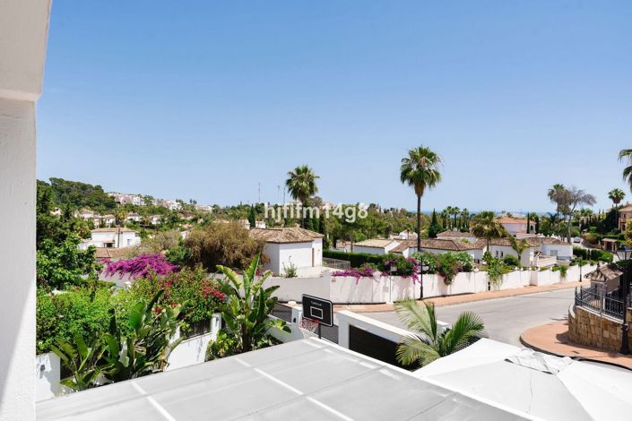 Image No.2-3 Bed Townhouse for sale