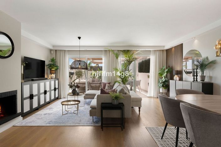 Image No.4-3 Bed Townhouse for sale