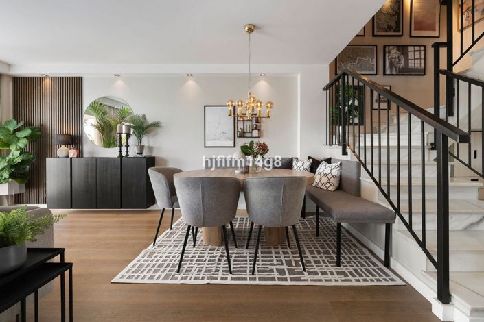 Image No.7-3 Bed Townhouse for sale