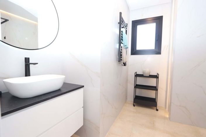 Image No.21-3 Bed Villa for sale