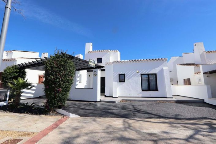 Image No.38-3 Bed Villa for sale