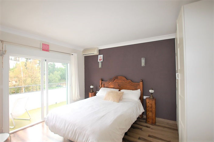 Image No.14-4 Bed Villa for sale