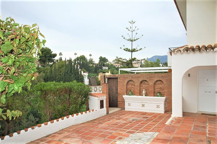 Image No.26-4 Bed Villa for sale