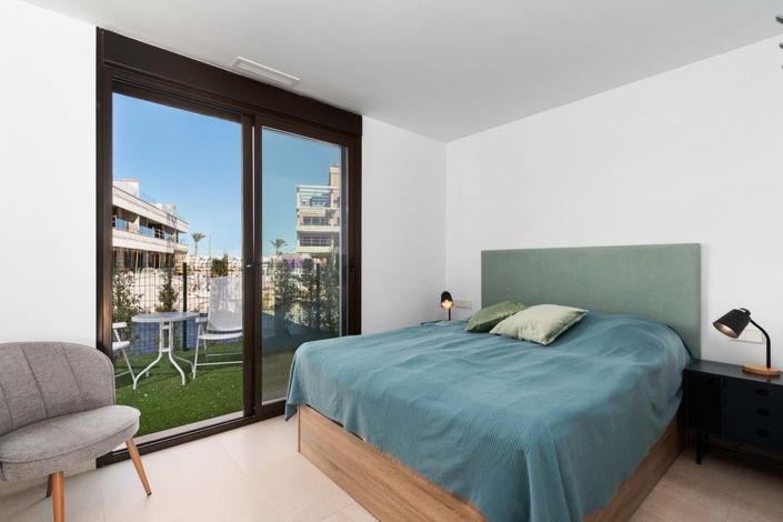 Image No.11-2 Bed Villa for sale