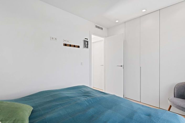 Image No.13-2 Bed Villa for sale