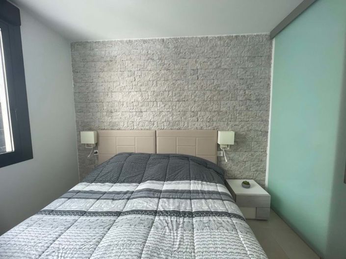 Image No.12-3 Bed Apartment for sale