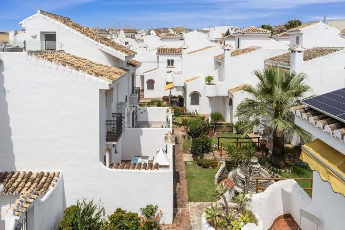 Image No.7-3 Bed Townhouse for sale