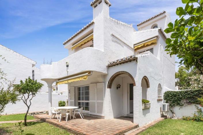 Image No.9-3 Bed Townhouse for sale