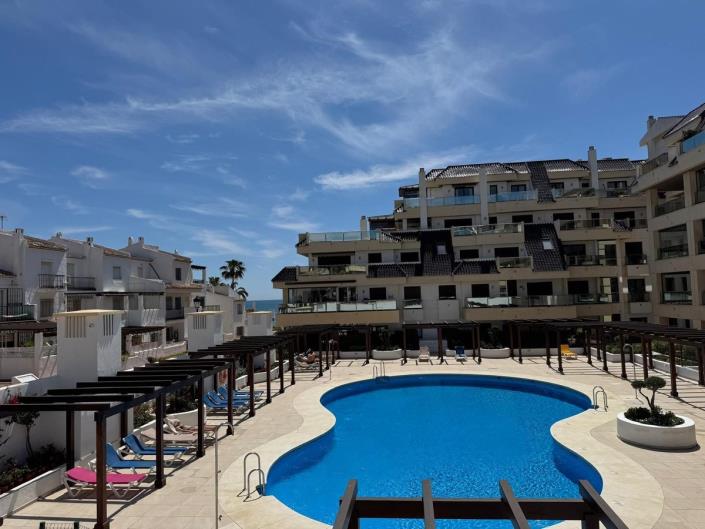 Image No.24-3 Bed Apartment for sale