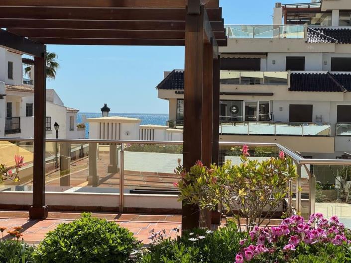 Image No.25-3 Bed Apartment for sale