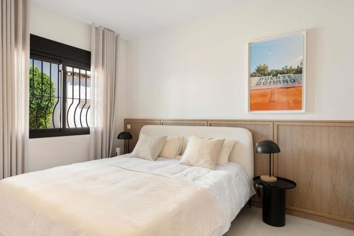 Image No.30-3 Bed Townhouse for sale