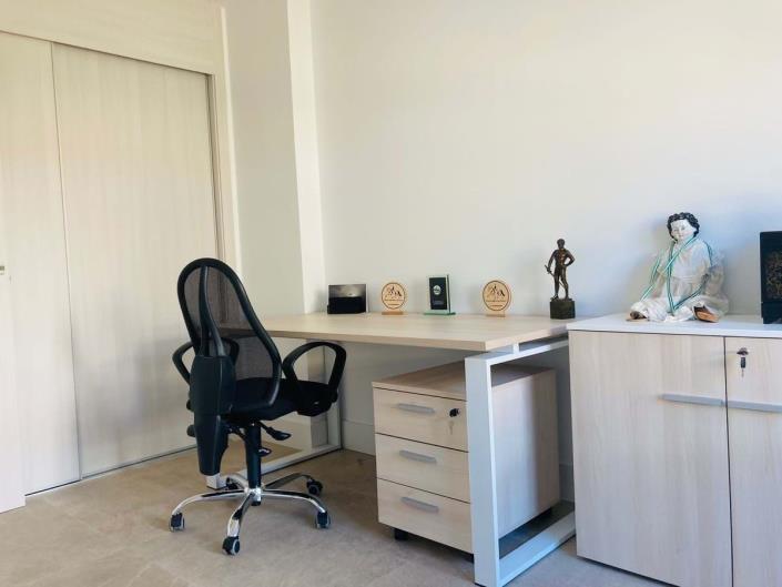 Image No.27-3 Bed Townhouse for sale