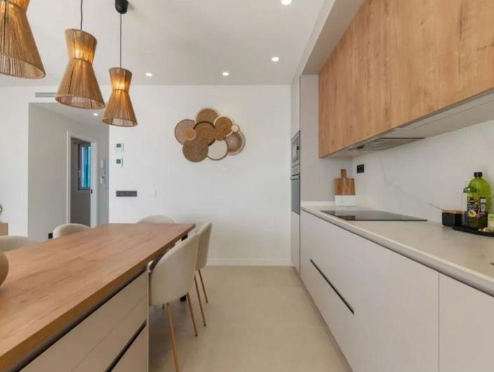 Image No.6-3 Bed Apartment for sale