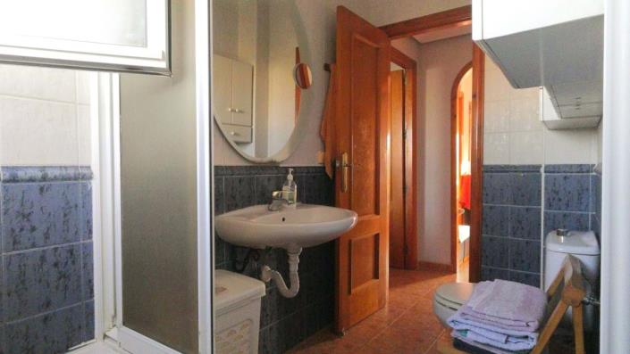 Image No.24-2 Bed Bungalow for sale