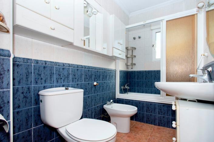 Image No.26-2 Bed Bungalow for sale