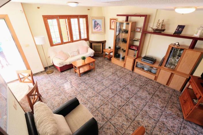 Image No.15-4 Bed Semi-Detached for sale