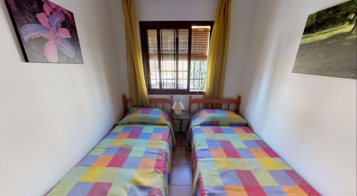 Image No.12-2 Bed Townhouse for sale