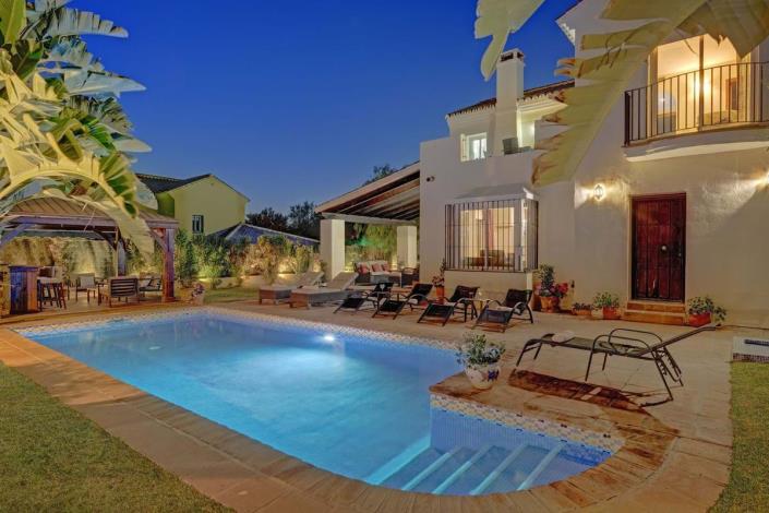 Image No.29-4 Bed Villa for sale