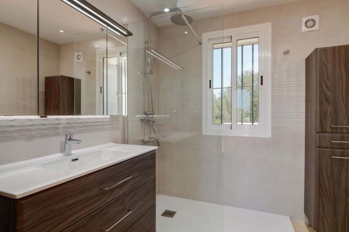 Image No.18-4 Bed Villa for sale