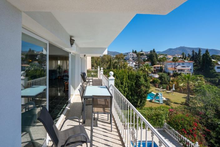 Image No.11-7 Bed Villa for sale