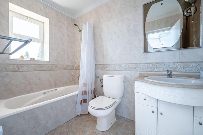 Image No.16-7 Bed Villa for sale