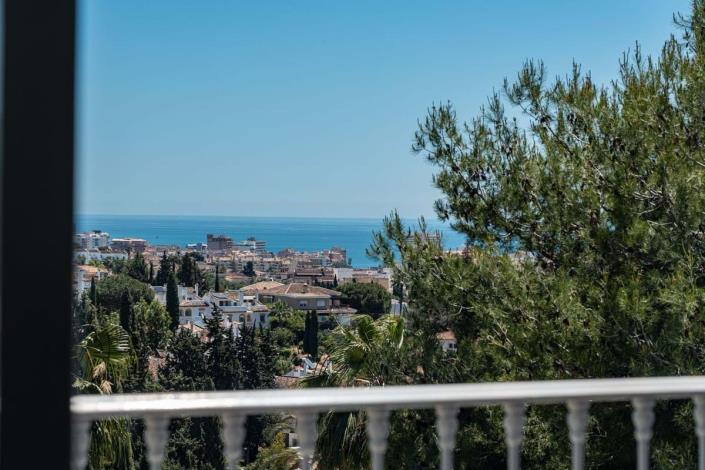 Image No.19-7 Bed Villa for sale