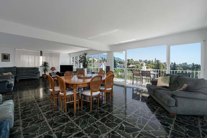 Image No.27-7 Bed Villa for sale