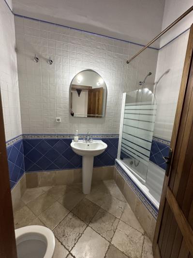 Image No.18-8 Bed Villa for sale