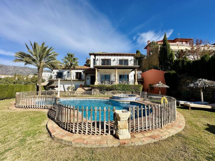 Image No.36-8 Bed Villa for sale