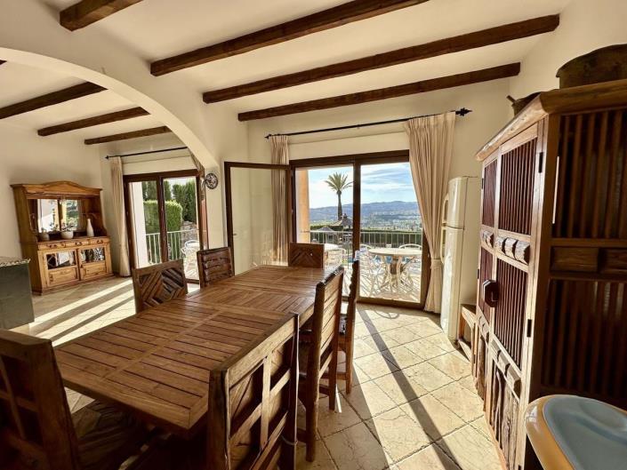 Image No.25-8 Bed Villa for sale