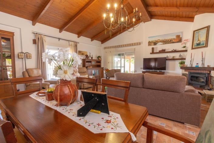 Image No.4-4 Bed Apartment for sale