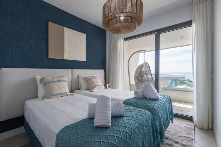 Image No.11-3 Bed Townhouse for sale