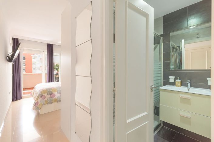 Image No.21-3 Bed Apartment for sale