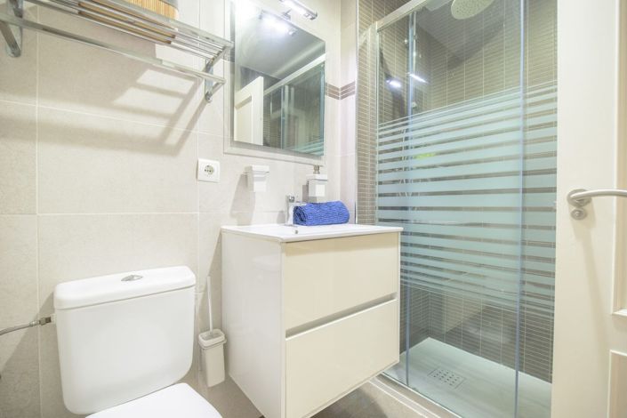 Image No.25-3 Bed Apartment for sale