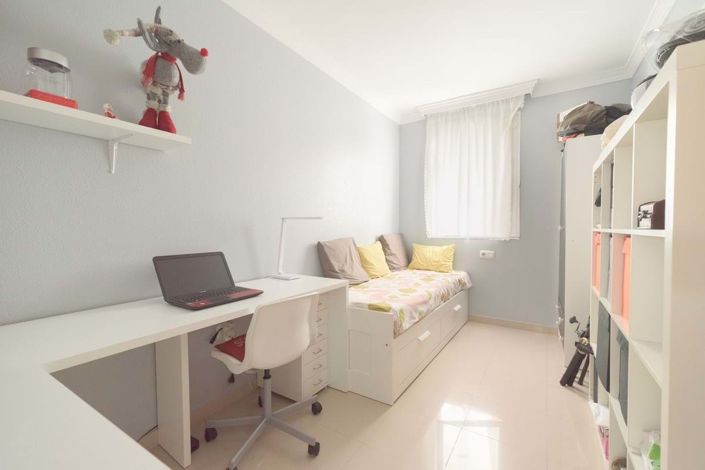 Image No.26-3 Bed Apartment for sale